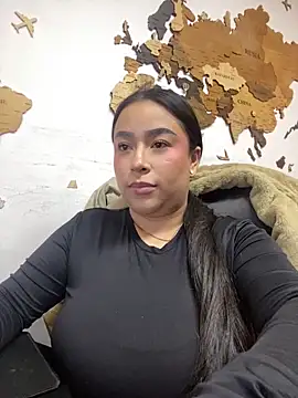 Snapshot of Zoey_thompson chatting on May 12, 2026, 1:03 am Zoey thompson online show from May 12, 2026, 1:03 am