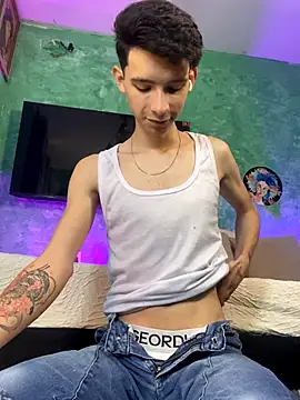 VicenteFerrer online show from November 22, 2025, 5:34 pm