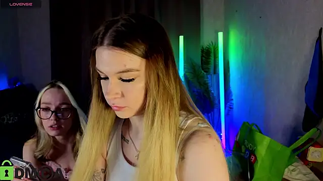 R0cket bunny online show from June 15, 2026, 1:08 am