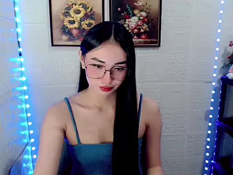 lovelysassy online show from October 12, 2025, 9:03 pm