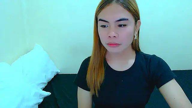 mikhaylahanderson online show from January 13, 2026, 2:06 am