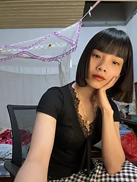 andymi1 online show from April 16, 2026, 1:50 am