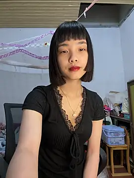 andymi1 online show from April 23, 2026, 1:40 am