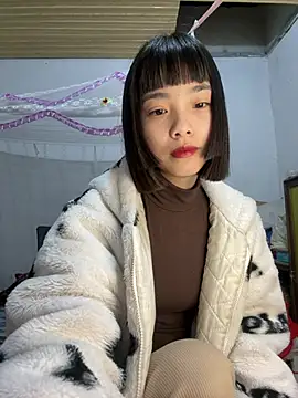 andymi1 online show from April 28, 2026, 1:37 am