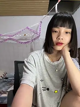 Snapshot of andymi1 chatting on June 1, 2026, 8:38 am andymi1 online show from June 1, 2026, 8:38 am