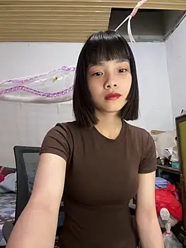 Snapshot of andymi1 chatting on June 5, 2026, 1:56 am andymi1 online show from June 5, 2026, 1:56 am