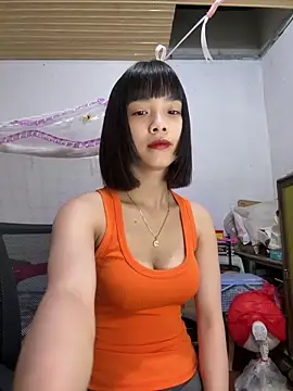Snapshot of andymi1 chatting on June 8, 2026, 2:12 am andymi1 online show from June 8, 2026, 2:12 am