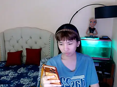 ShantalFoxxy  online show from February 20, 2026, 6:26 am