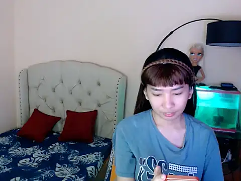 ShantalFoxxy  online show from March 4, 2026, 1:22 am