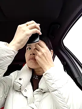 Haili-1 online show from November 3, 2025, 11:04 pm