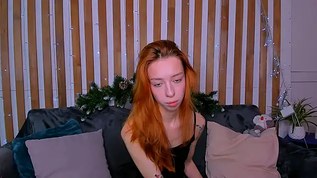 Lori Williams online show from December 23, 2025, 12:52 am