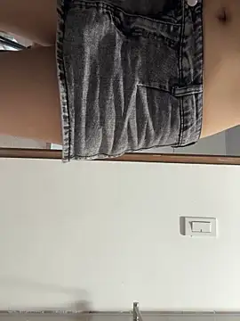 sweet artemiis online show from December 22, 2025, 8:50 pm