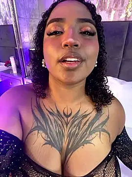 Cristal-Jonnes online show from January 16, 2026, 3:43 am