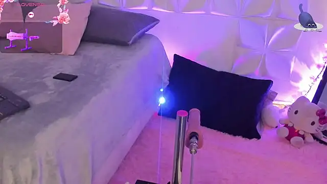 JuliethMoss online show from November 29, 2025, 8:45 pm