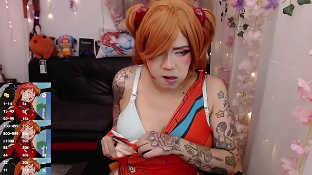 jadedelux  online show from April 18, 2026, 7:51 pm