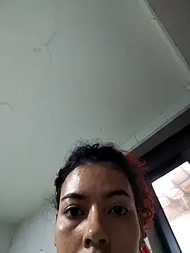 Pamelamiler   online show from April 12, 2026, 2:22 pm