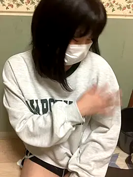 -SAKI-xx online show from December 5, 2025, 1:20 pm