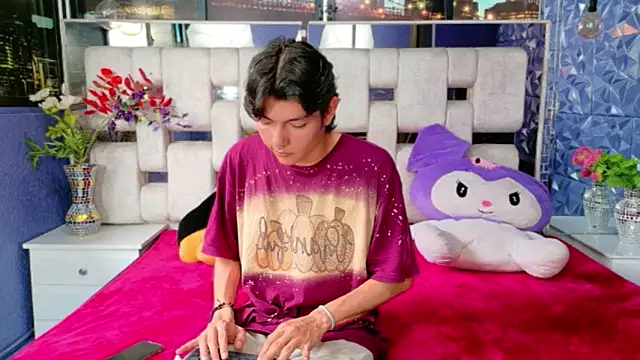 Snapshot of alandelrey57 chatting on March 3, 2026, 2:34 pm alandelrey57 online show from March 3, 2026, 2:34 pm