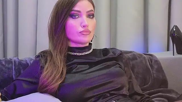 AliceJameson online show from September 28, 2025, 9:20 pm