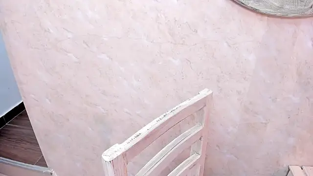 ALYANNA HOT  online show from November 10, 2025, 12:15 pm