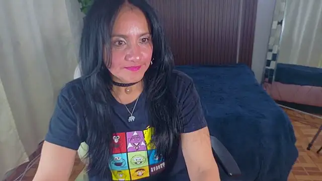 kataleya 29 online show from November 6, 2025, 7:48 pm