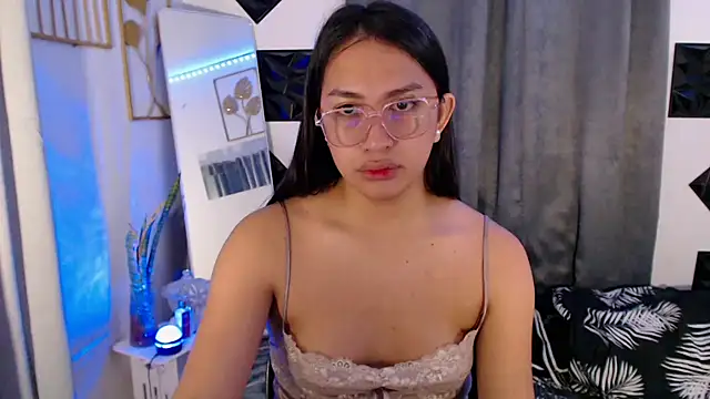 Chloe cuntx online show from October 22, 2025, 1:28 am