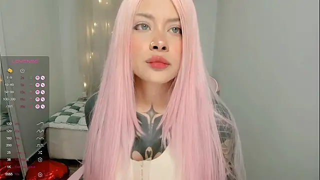 AlinaLukyanova online show from February 14, 2026, 4:09 am