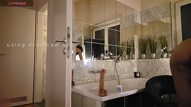 Milan thickcock online show from June 20, 2026, 8:33 pm