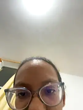 Valen1800 online show from September 10, 2025, 2:00 am