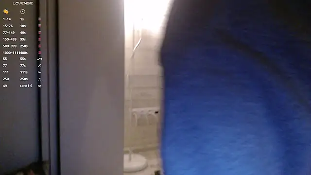 dreamon007007007 online show from December 22, 2024, 4:38 pm