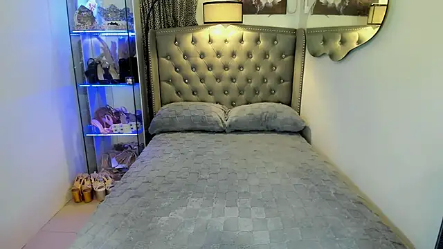 Claudia empress online show from September 26, 2025, 11:09 pm