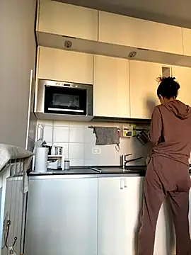 Snapshot of Sora_pasquale chatting on September 30, 2025, 7:13 am Sora pasquale online show from September 30, 2025, 7:13 am