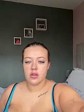 GoddessPrincesss online show from November 6, 2025, 1:56 pm