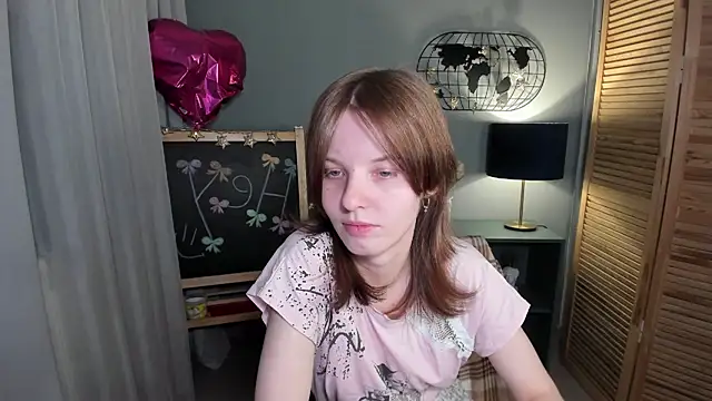 Madelaineses online show from November 12, 2025, 9:53 am