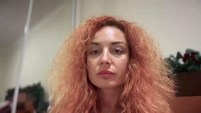 Reddgiirl online show from November 27, 2025, 10:23 pm