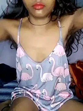 Snapshot of Mona_Lucky chatting on February 26, 2026, 12:09 am Mona Lucky online show from February 26, 2026, 12:09 am