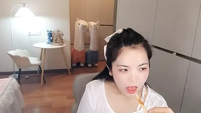 XiaoAnQi online show from September 20, 2025, 12:06 pm