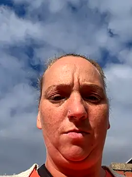 JustYourNormalCouple online show from October 8, 2025, 9:07 am