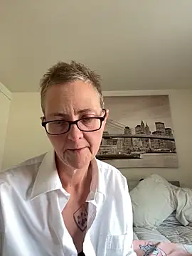 Curvy-Jinx online show from September 12, 2025, 3:01 pm