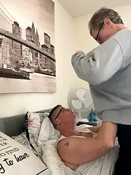 Curvy-Jinx online show from November 16, 2025, 2:44 pm