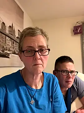 Curvy-Jinx online show from November 25, 2025, 8:42 pm