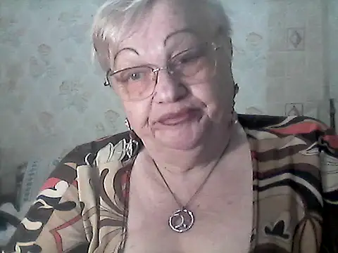 NatalieNorth online show from April 21, 2026, 9:06 pm