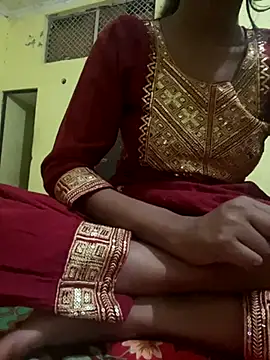 Snapshot of sakshi5533 chatting on October 26, 2025, 5:19 pm sakshi5533 online show from October 26, 2025, 5:19 pm