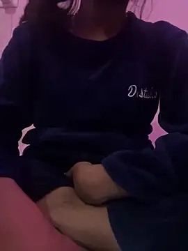 Snapshot of sakshi5533 chatting on December 18, 2025, 5:19 pm sakshi5533 online show from December 18, 2025, 5:19 pm