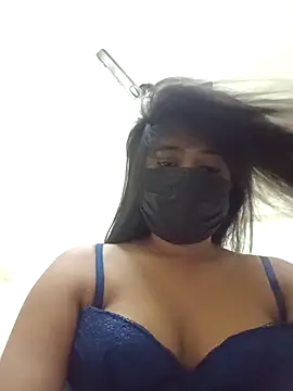 Snapshot of sakshi5533 chatting on April 2, 2026, 7:00 pm sakshi5533 online show from April 2, 2026, 7:00 pm