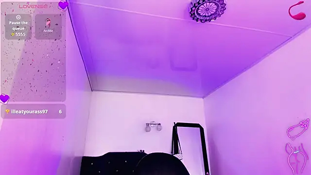 Rossedewitt  online show from October 16, 2025, 8:10 pm