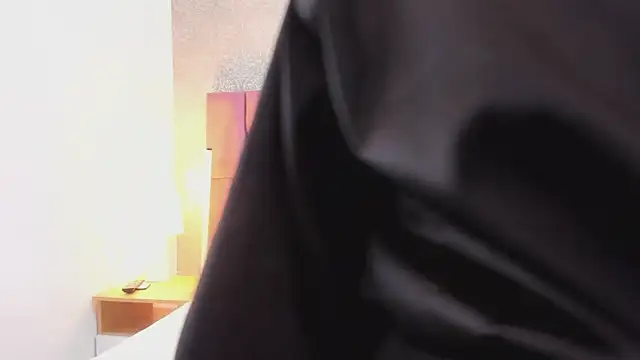 MartinaRizzi online show from October 27, 2025, 3:54 am