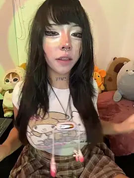 Snapshot of Kitty_yukimura chatting on June 7, 2026, 10:24 pm Kitty yukimura online show from June 7, 2026, 10:24 pm