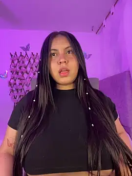 Dominic Schmit01 online show from September 30, 2025, 5:23 am