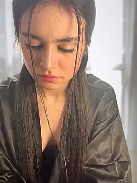 Snapshot of Sofi_Leal chatting on February 7, 2026, 12:20 pm Sofi Leal online show from February 7, 2026, 12:20 pm